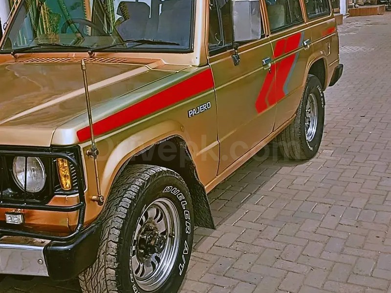 Mitsubishi Pajero 1985