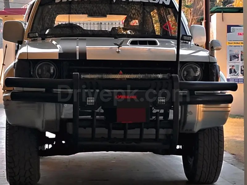Mitsubishi Pajero 1996