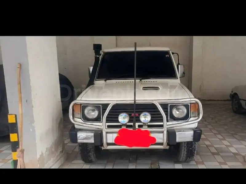 Mitsubishi Pajero 1986