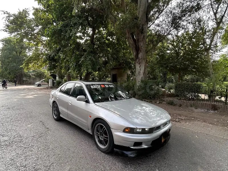Mitsubishi Galant 1998