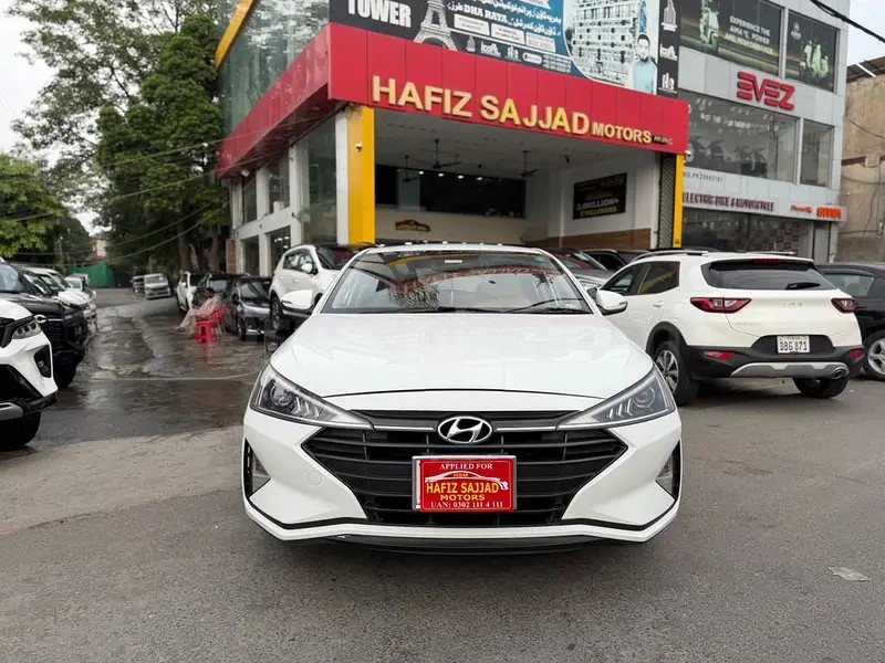 Hyundai Elantra 2021
