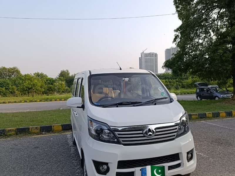 Changan Karvaan 2025 for sale