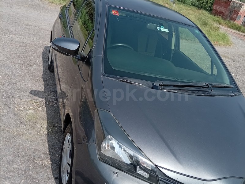 Toyota Vitz F 1.0 2015 for sale