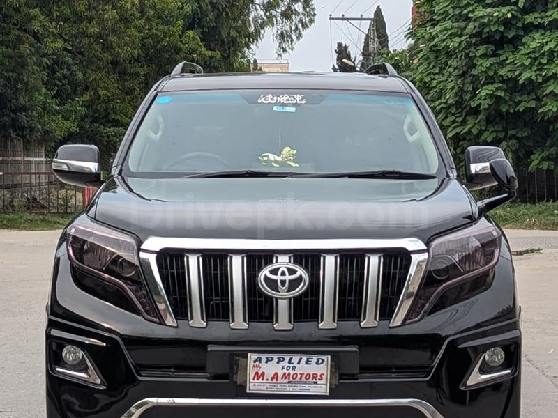 Toyota Land cruiser TX 2011 for sale