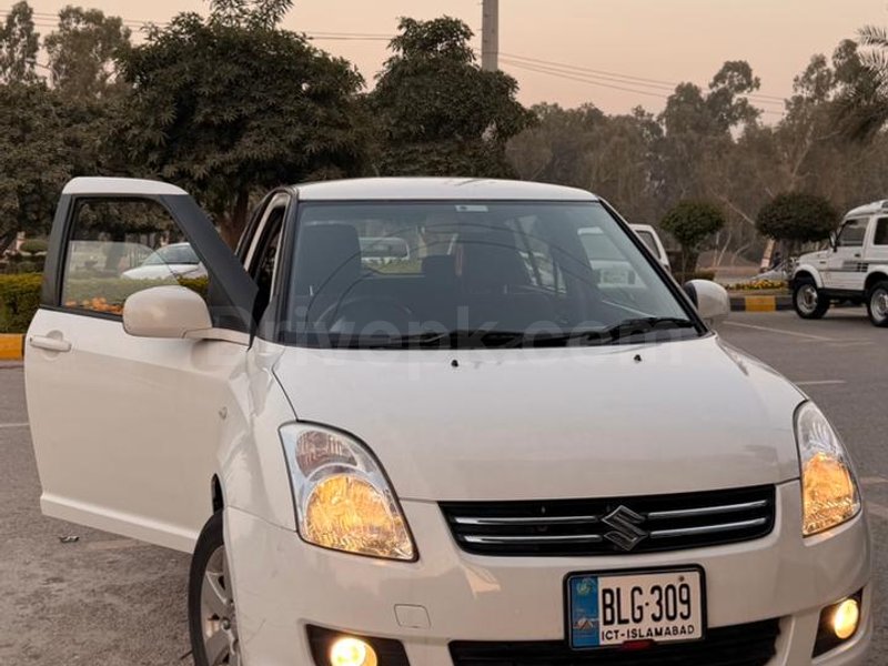 Suzuki Swift DLX 1.3 Navigation 2021 for sale