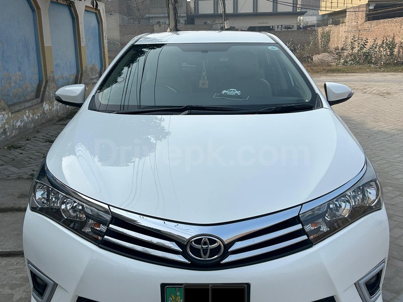 Toyota altis 2015 for sale