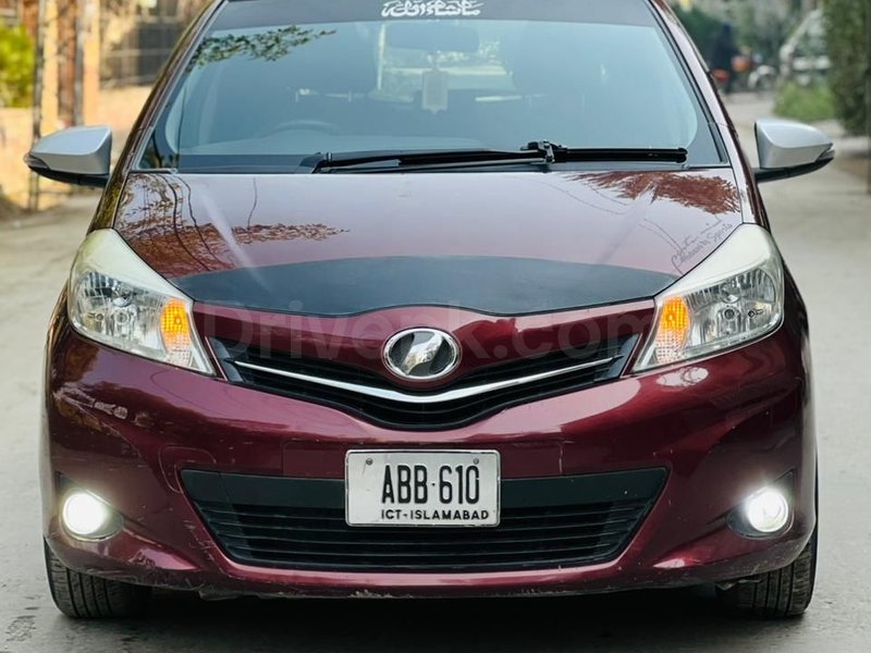 Toyota Vitz Jewela 1.0 2013 for sale