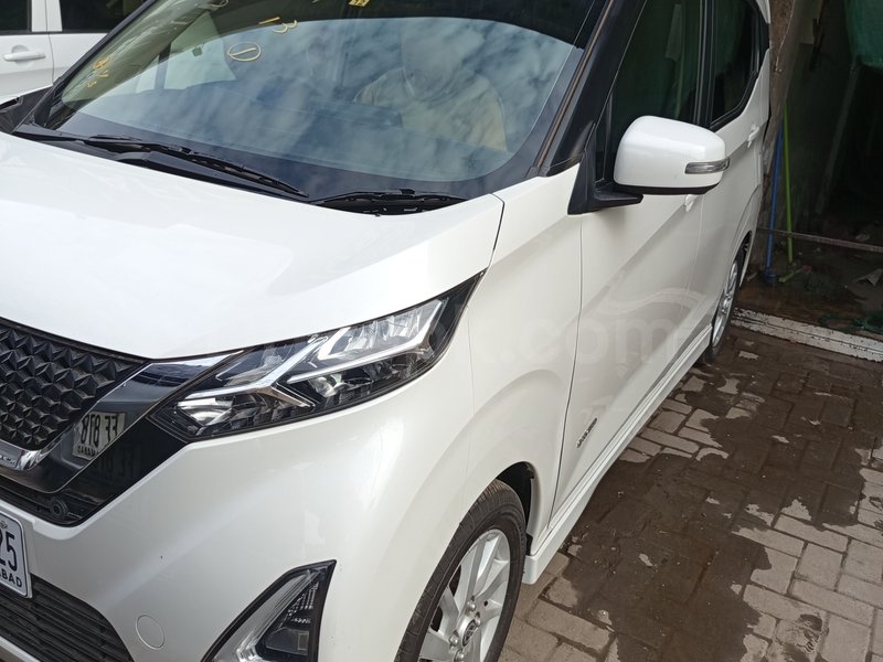 Nissan Dayz Highway Star S hybrid X pro pilot 2022 for sale