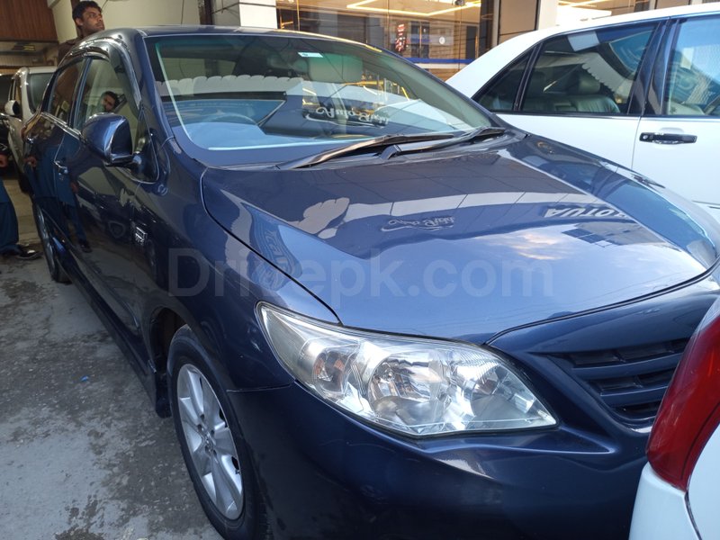 Toyota altis 2011 for sale