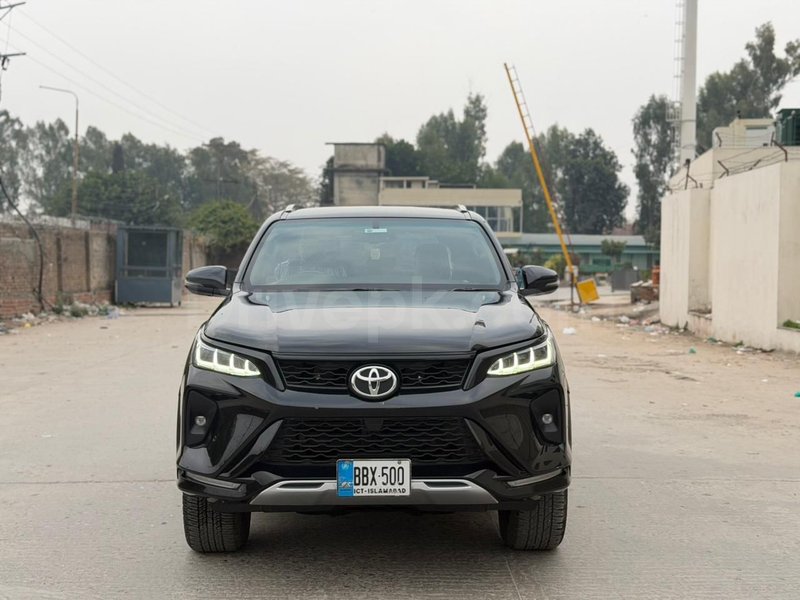Toyota Fortuner Legender 2022 for sale