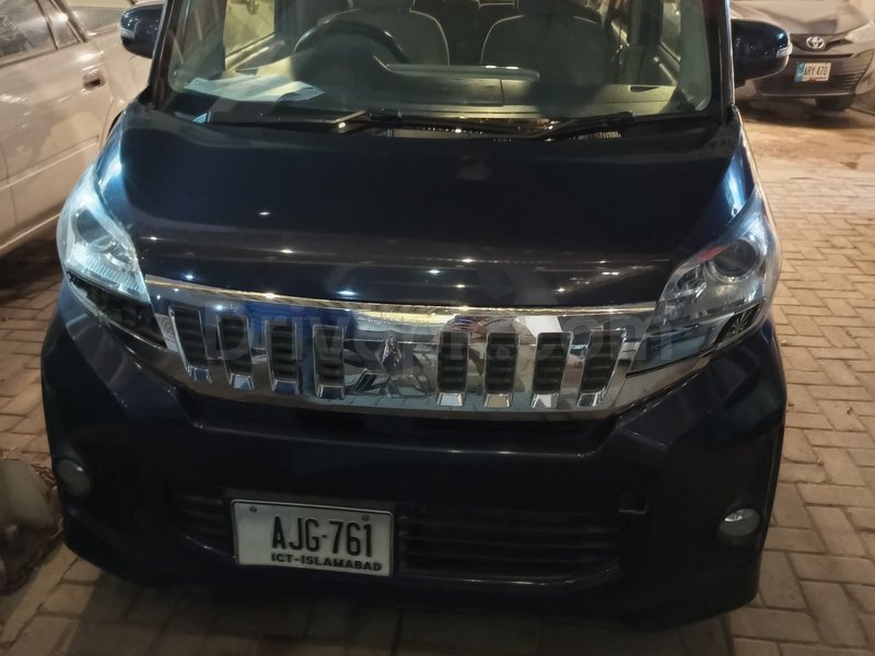 Nissan Nissan 2015 for sale
