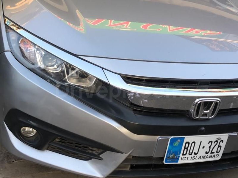 Honda Civic Oriel 1.8 i-VTEC CVT 2018 for sale