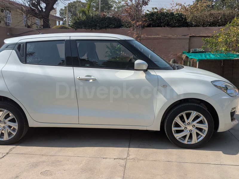 Suzuki Swift GL CVT 2022 for sale
