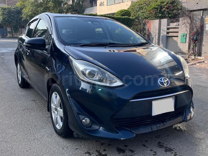 Toyota Aqua G 2017 for sale