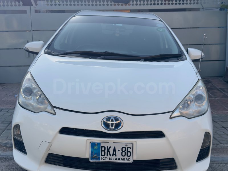 Toyota Aqua S 2014 for sale