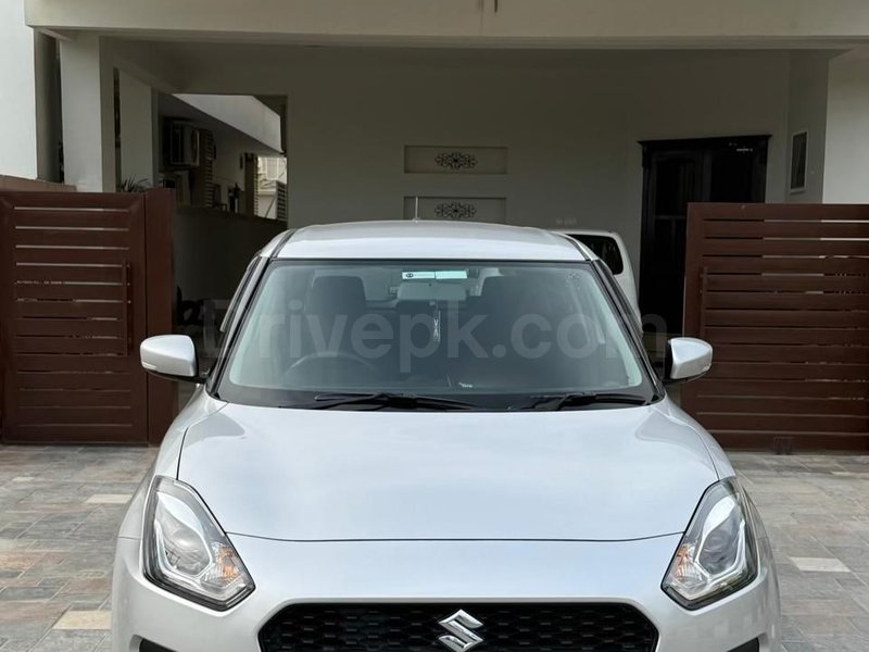 Suzuki Swift GLX CVT 2025 for sale