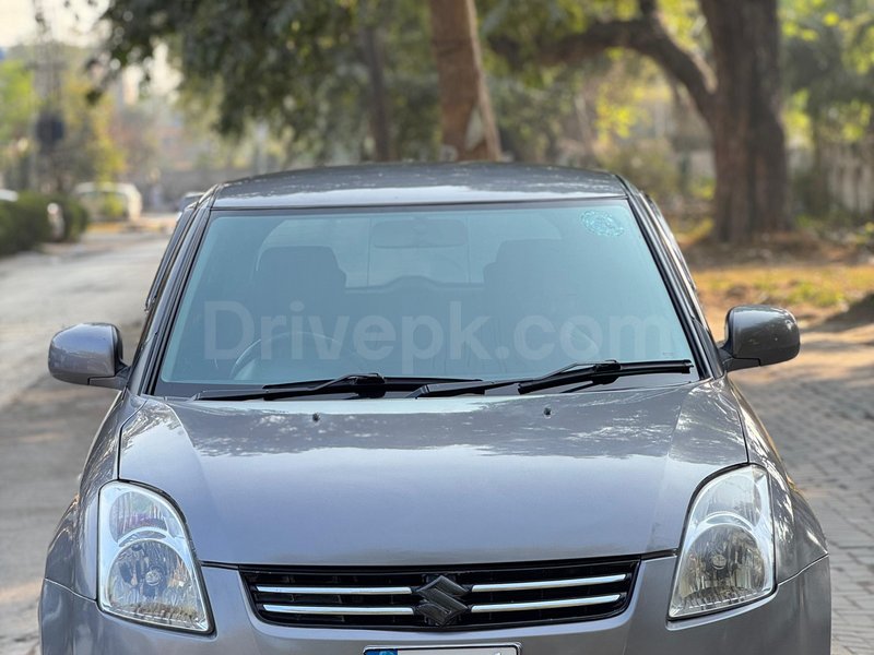 Suzuki Swift DLX 1.3 2014 for sale