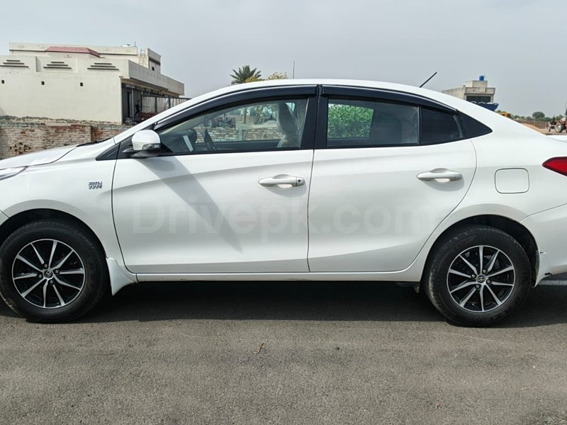 Toyota Yaris Sedan ATIV MT 1.3 2021 for sale
