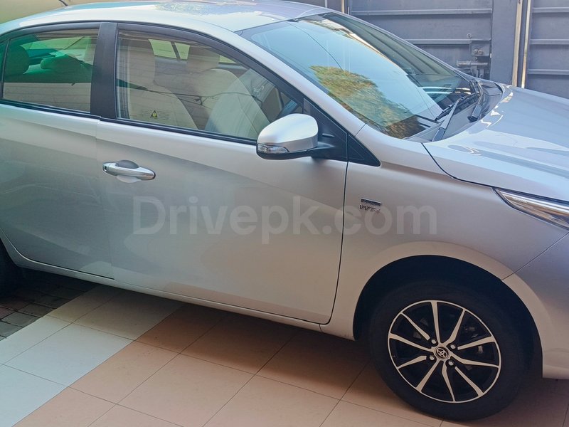 Toyota Yaris Sedan ATIV CVT 1.3 2021 for sale