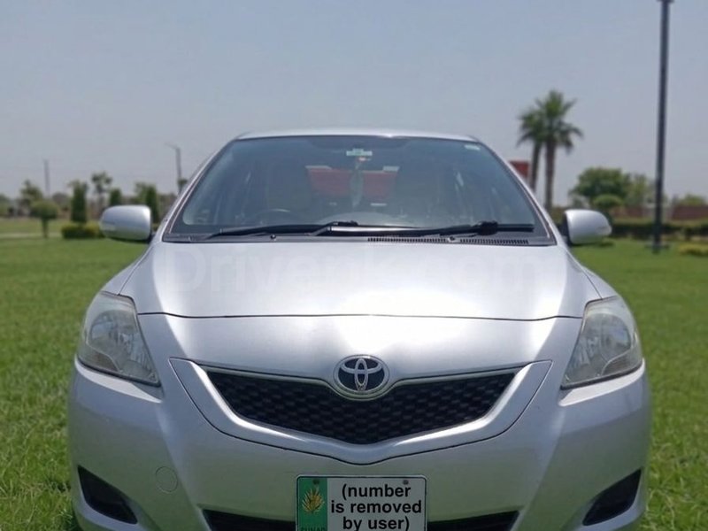 Toyota Belta 2015 for sale