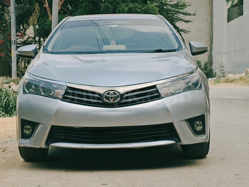 Toyota Corolla Gli VVTi 1.3 (Automatic) 2015 for sale