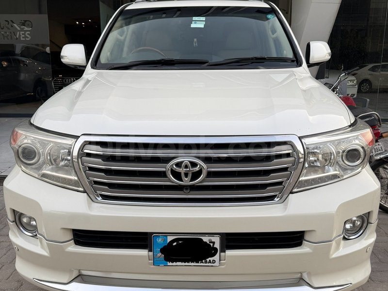 Toyota Land Cruiser AX G Selection 2014 for sale