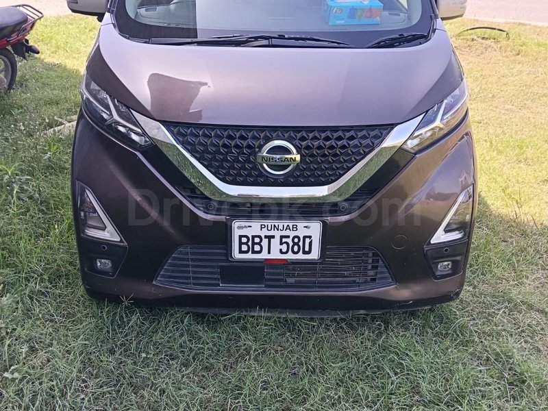 Nissan Dayz Highway Star S hybrid X pro pilot 2022 for sale