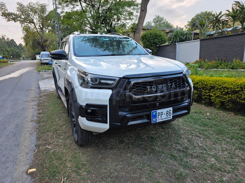 Toyota Hilux GR 2018 for sale