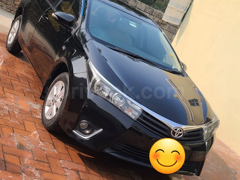 Toyota altis 2015 for sale