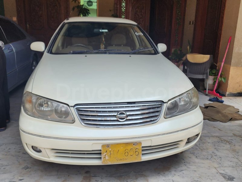 Nissan Nisan 2005 for sale