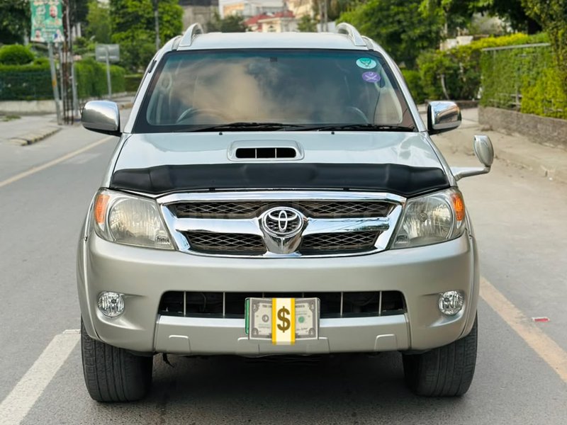 Toyota Hilux Invincible 2009 for sale