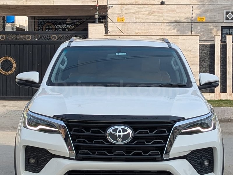 Toyota Fortuner 2.8 Sigma 4 2022 for sale