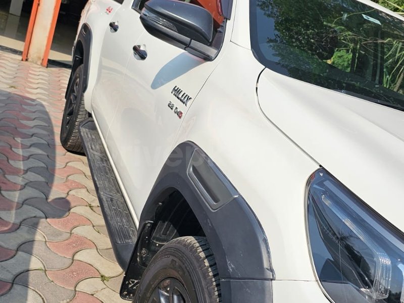 Toyota Hilux Revo G Automatic 2.8 2023 for sale