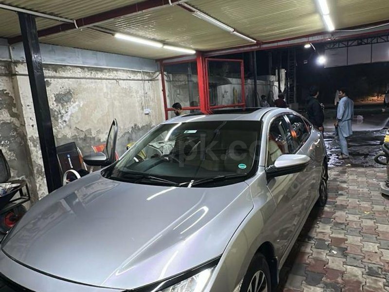 Honda Civic 1.8 i-VTEC CVT 2017 for sale