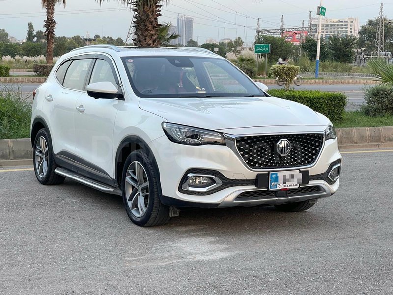 MG HS Trophy 2022 for sale