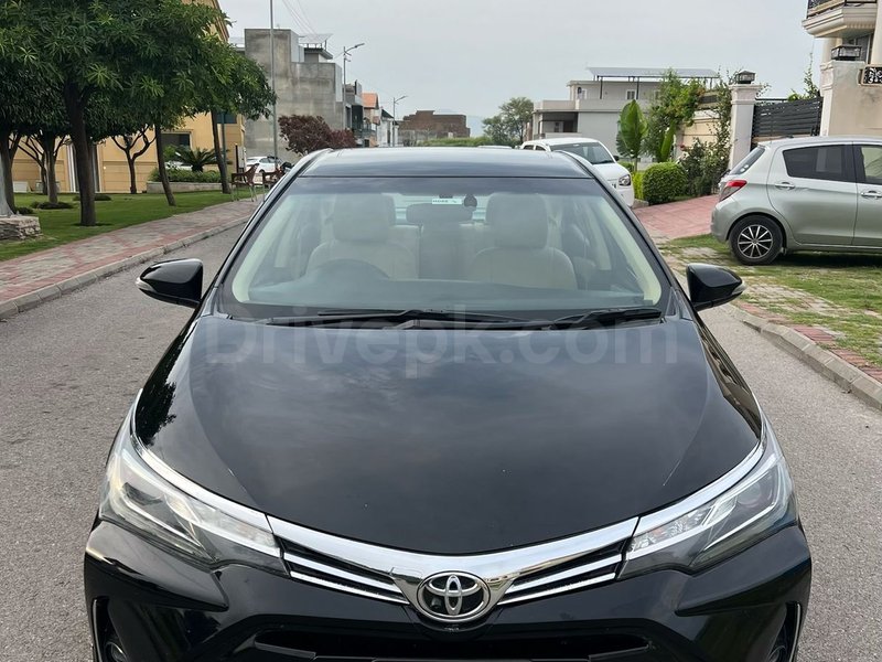 Toyota Corolla Altis Grande CVT-i 1.8 2017 for sale