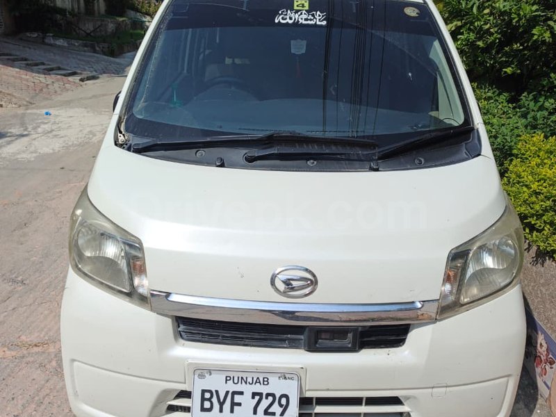 Daihatsu Move Custom G 2013 for sale