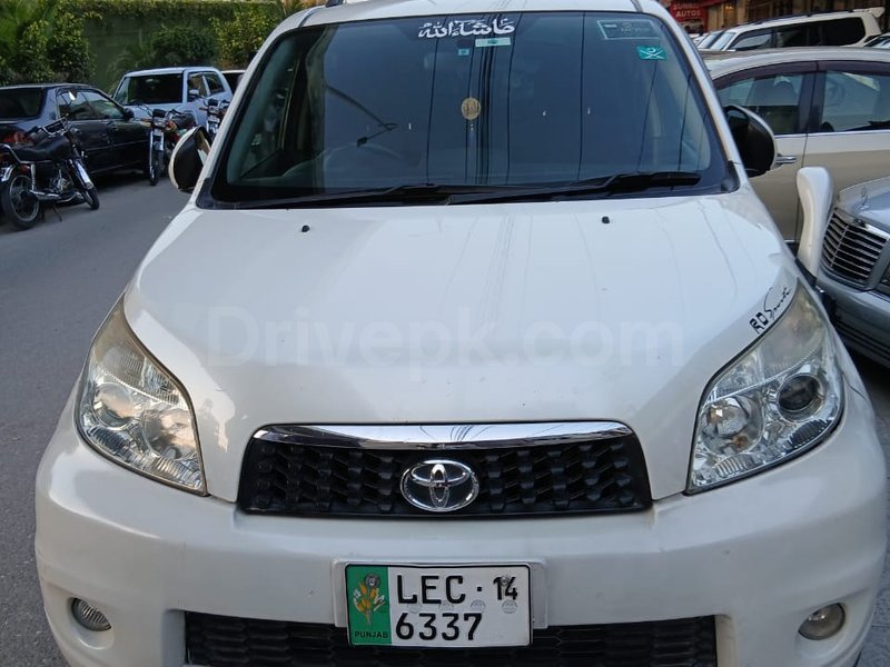 Toyota Rush G Limited 2010 for sale