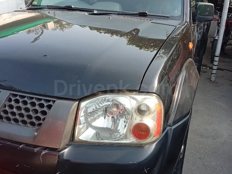 Nissan Navara 2.5 LE 2008 for sale