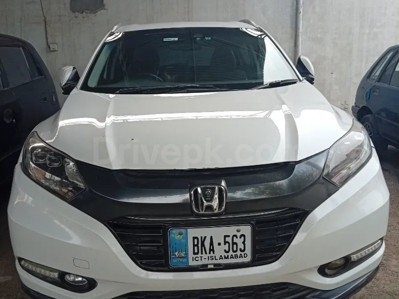 Honda Vezel Hybrid Z 2015 for sale