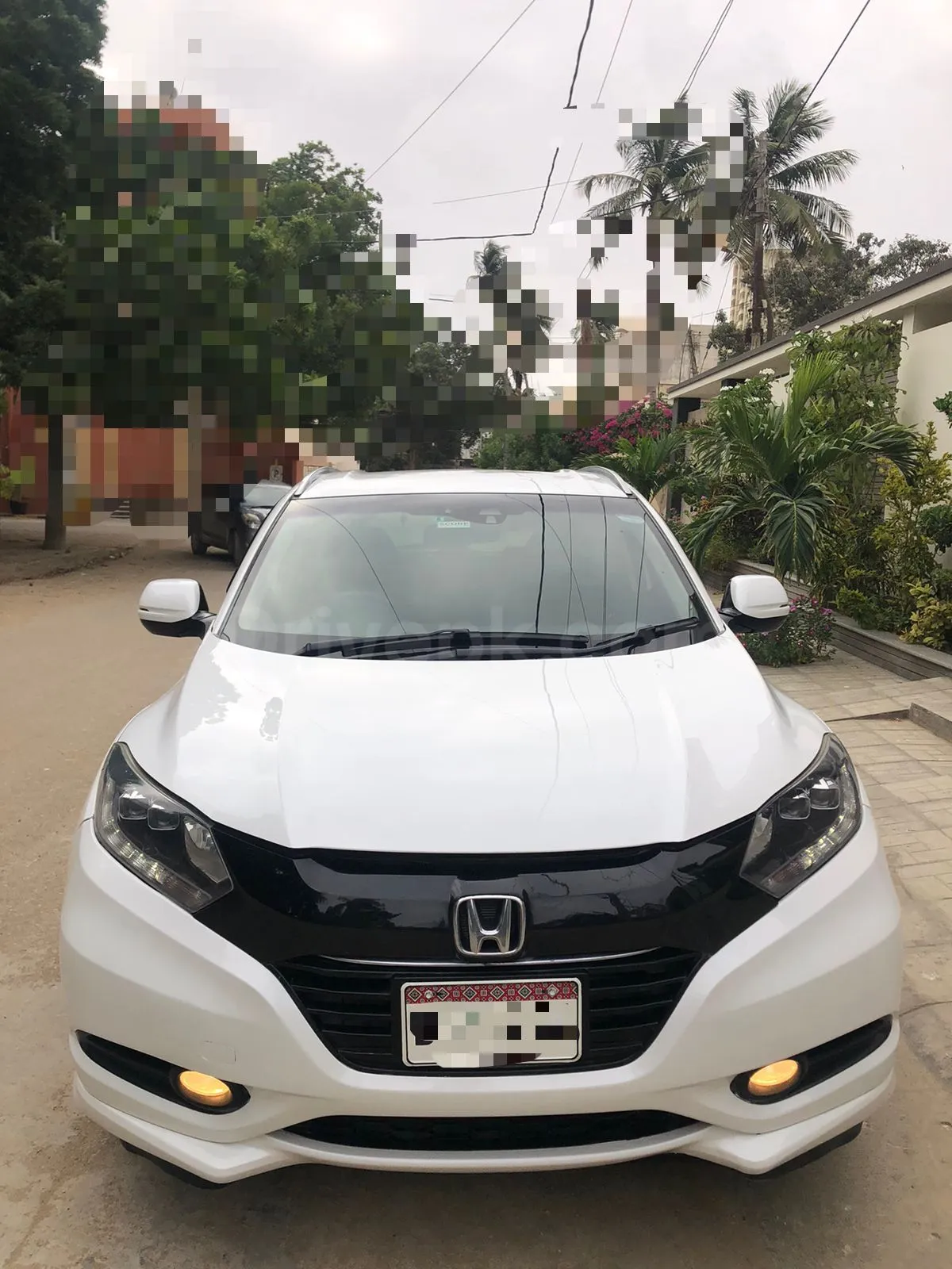 Honda Vezel Hybrid Z Honda Sensing 2015 for sale