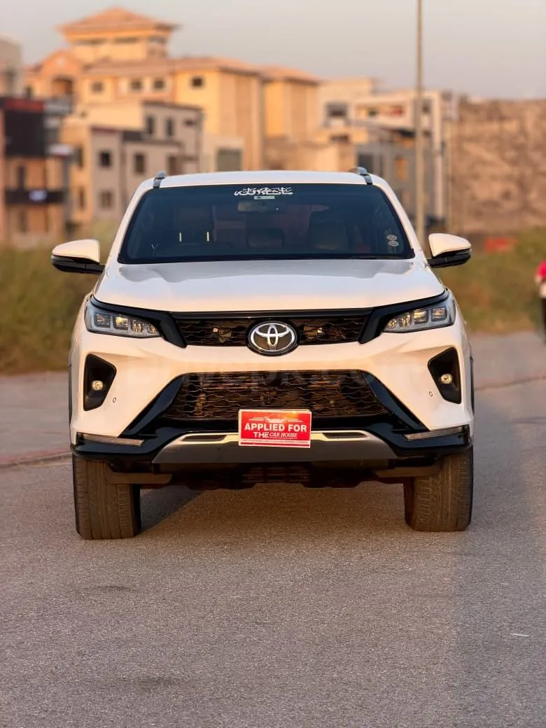Toyota Toyota Fortuner Toyota Fortuner Legender 2022 for sale