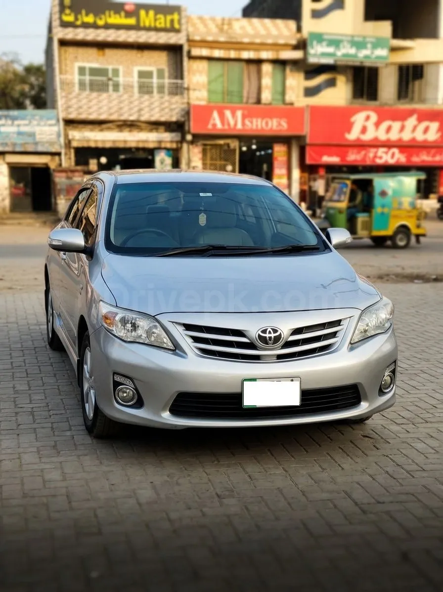 Toyota Corolla Altis SR Cruisetronic 1.6 2012 for sale