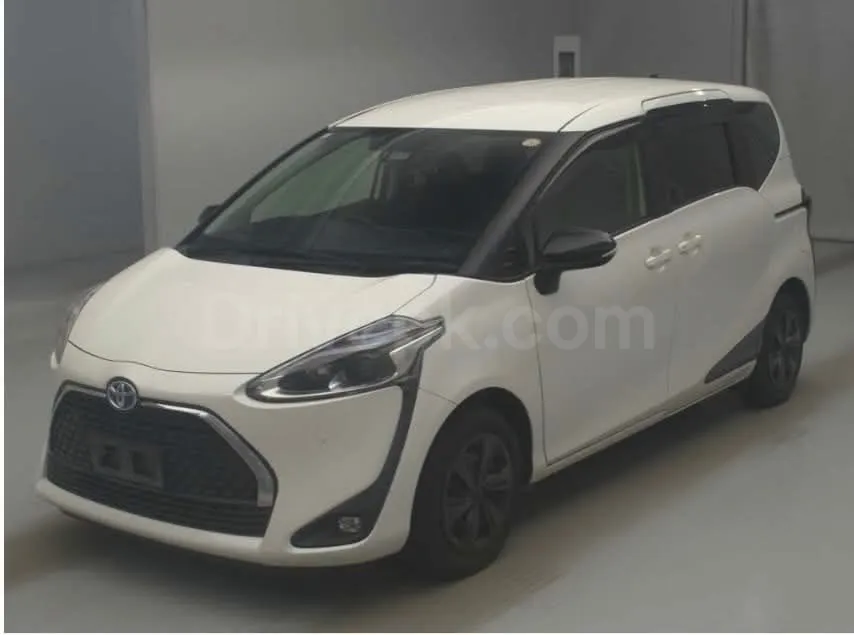Toyota Sienta Hybrid G 2021 for sale