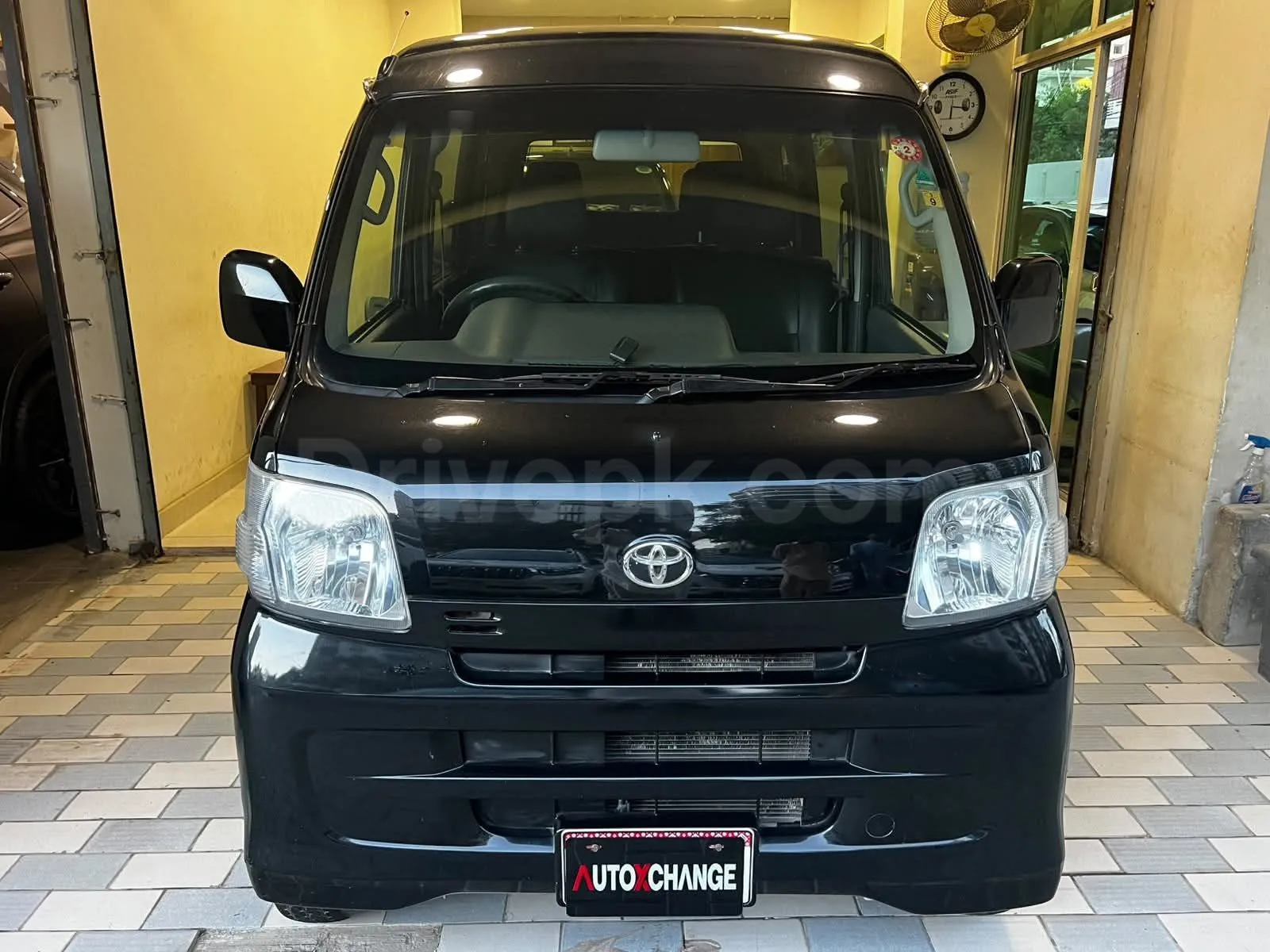 Toyota Pixis Van Deluxe 2015 for sale