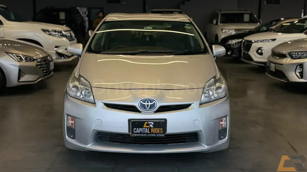 Toyota Prius S 1.8 2011 for sale