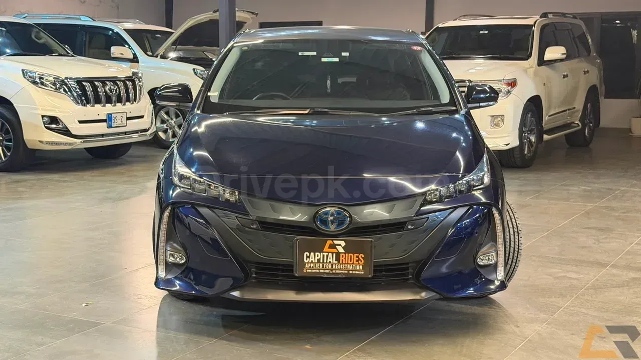 Toyota Prius PHV (Plug In Hybrid) 2021 for sale