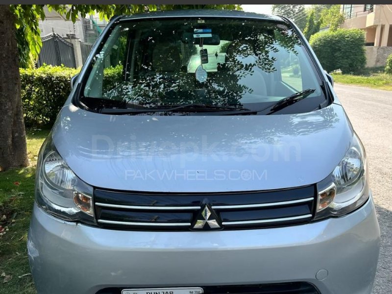 Mitsubishi Ek Wagon E 2013 for sale